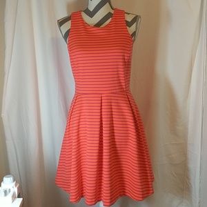 ✨L'maour by Nanette Lepore✨ keyhole dress - Sz. Lg